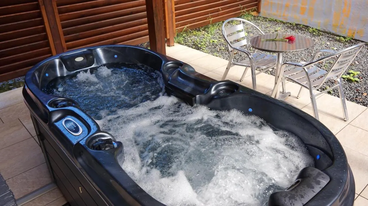 Apartman Appartement Romantique A Deshaies 46 M² Spa Et Piscine